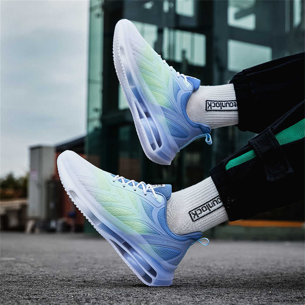 39-44 45-46 Man Luxury Sneaker - огляд і ціна Luxury Lifestyle Fashion